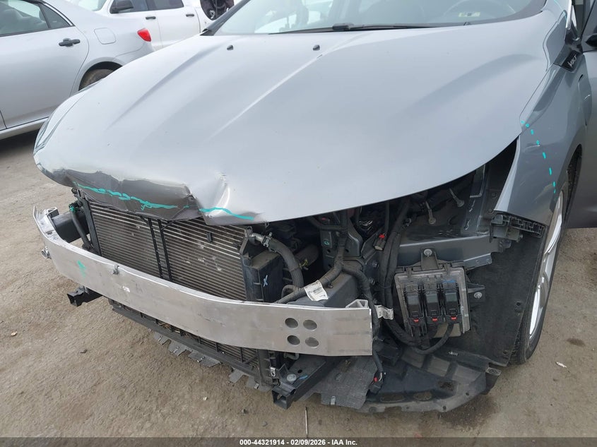 2019 Chevrolet Volt Lt VIN: 1G1RC6S59KU116179 Lot: 44321914