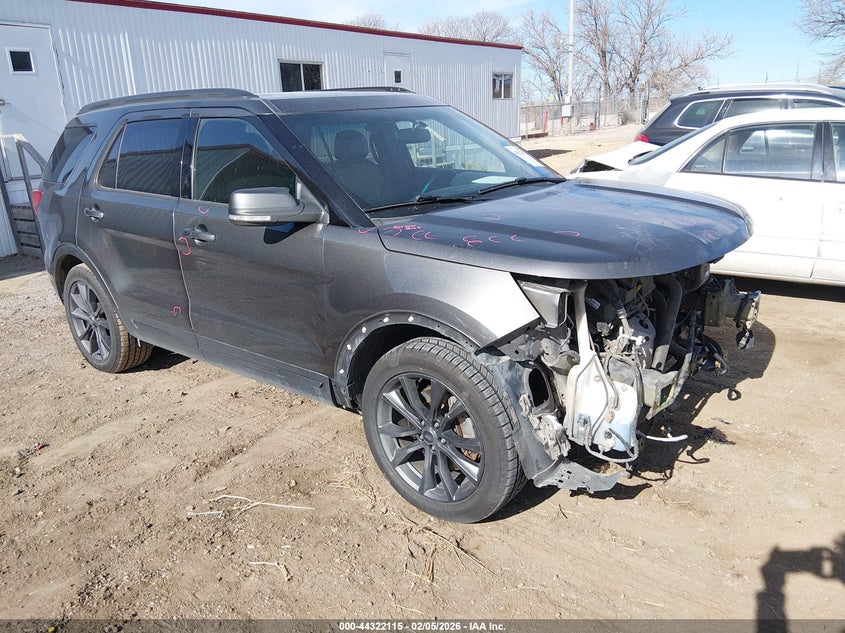 2017 Ford Explorer Xlt