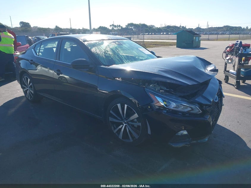 2022 Nissan Altima Sr Fwd