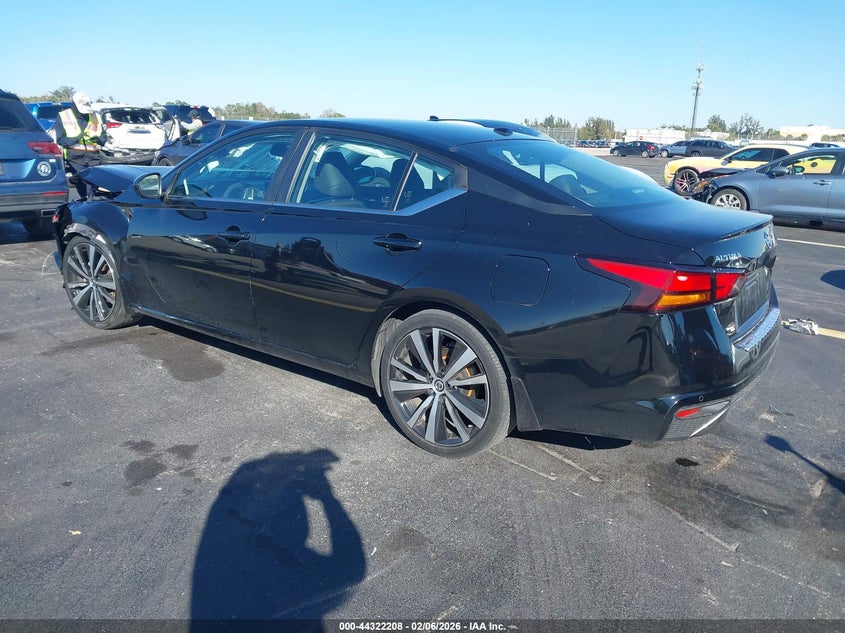 2022 Nissan Altima Sr Fwd