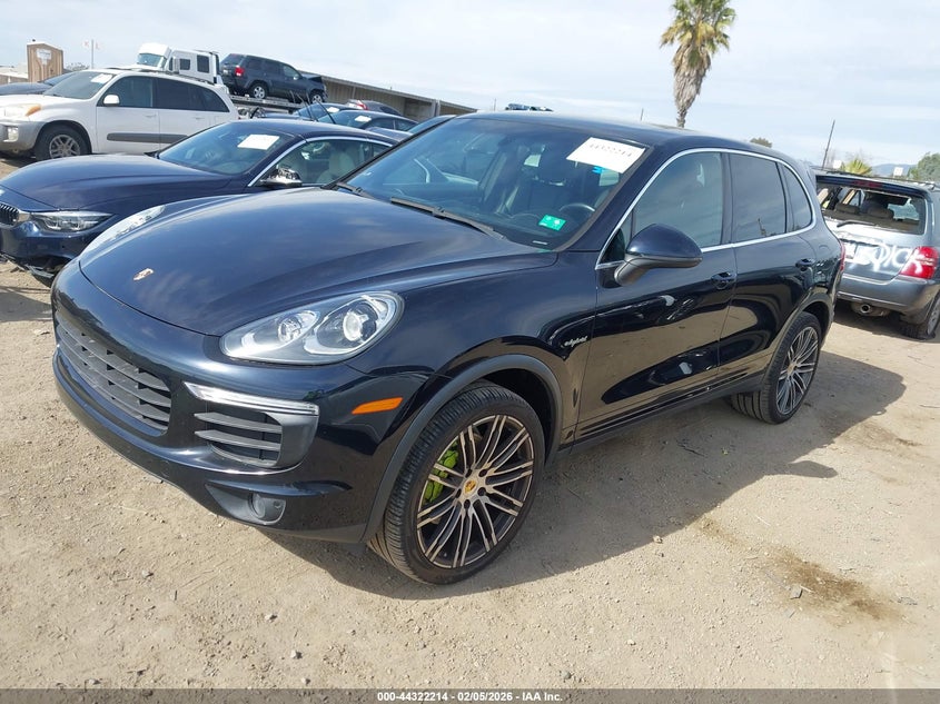 2016 Porsche Cayenne E-Hybrid S