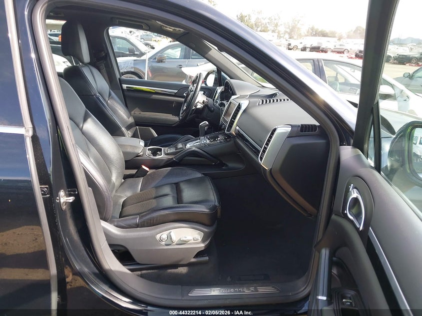 2016 Porsche Cayenne E-Hybrid S