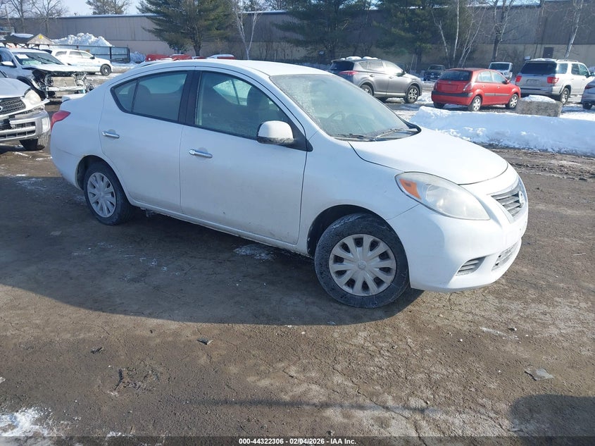 2013 Nissan Versa 1.6 Sv