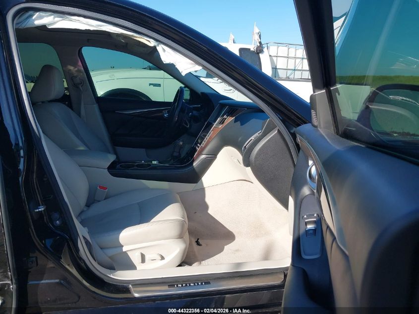 2015 Infiniti Q50 Premium