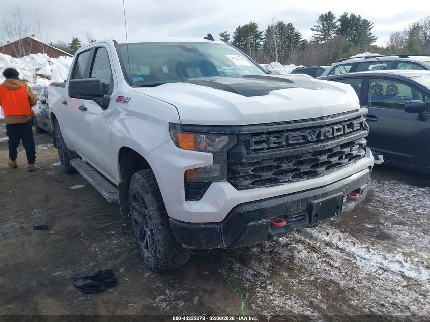 2022 Chevrolet Silverado 1500 Custom Trail Boss
