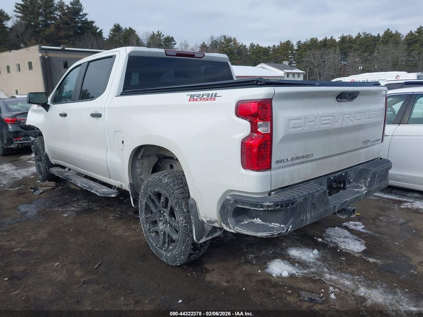 2022 Chevrolet Silverado 1500 Custom Trail Boss