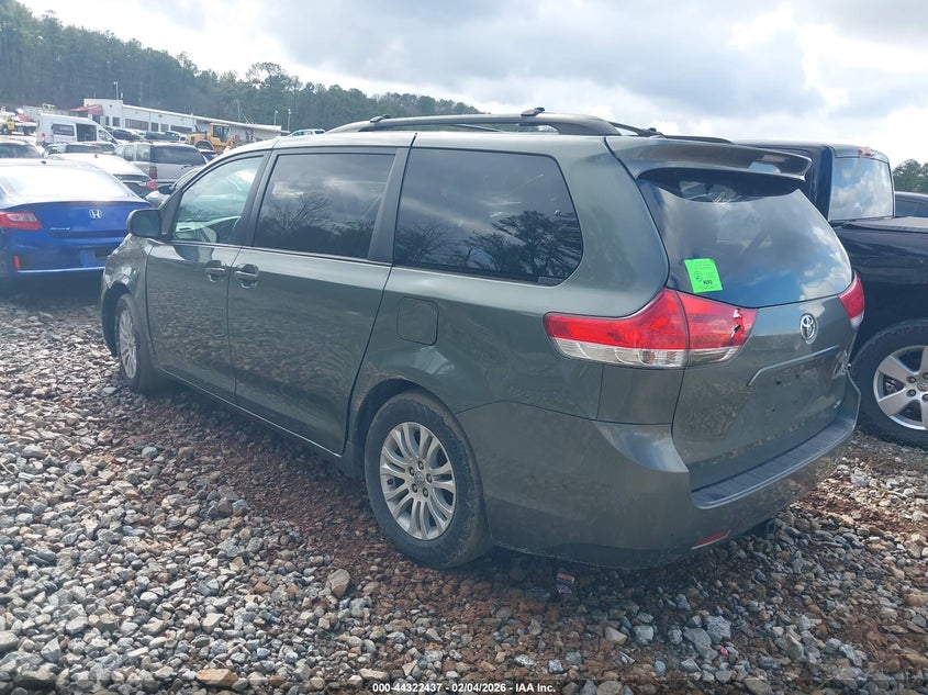 2011 Toyota Sienna Xle V6