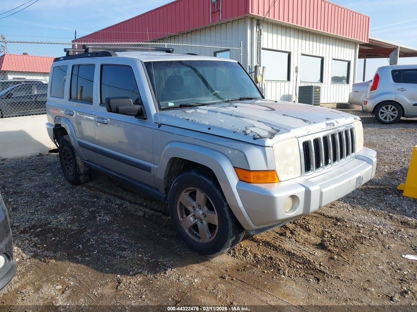 2008 JEEP COMMANDER SPORT
