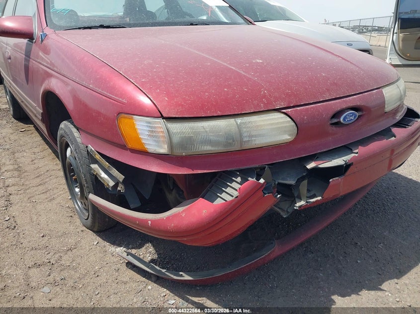 1994 Ford Taurus Gl VIN: 1FALP52U2RG133035 Lot: 44322564
