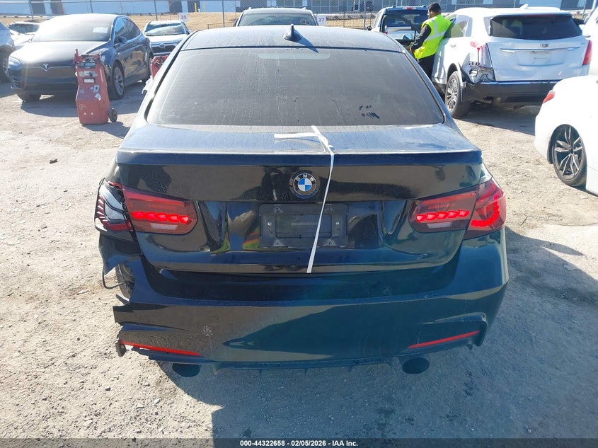 2018 BMW 3er 2.0 320I black Lot 111044322658 Vin WBA8E1G52JNU92530