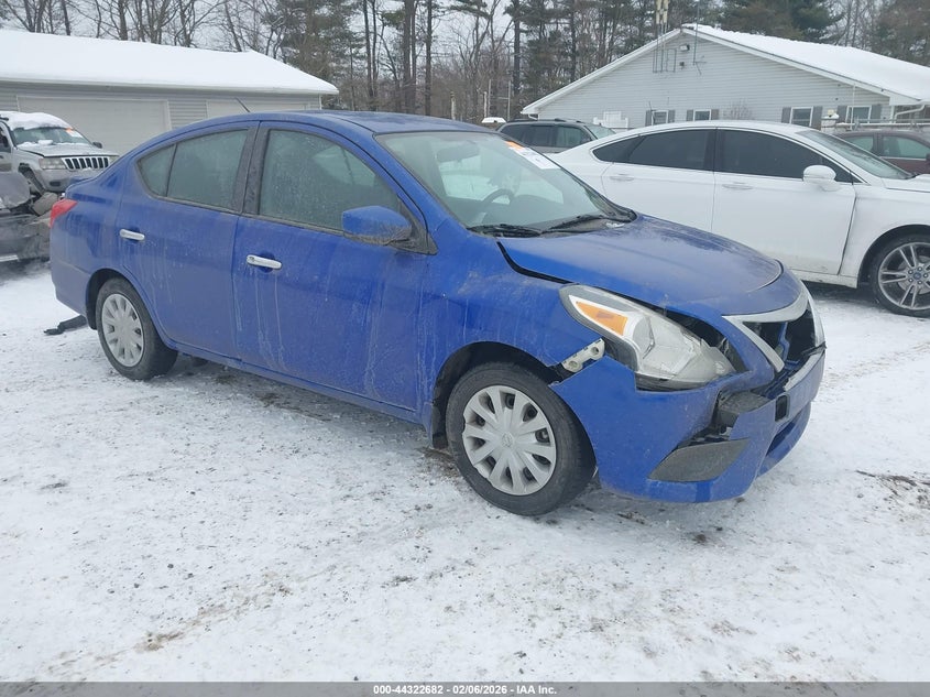 2015 Nissan Versa 1.6 Sv