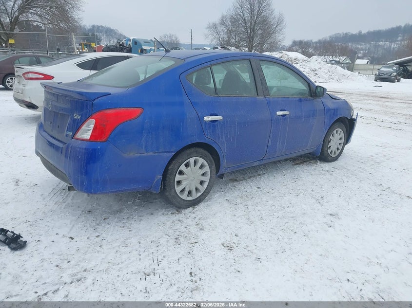 2015 Nissan Versa 1.6 Sv