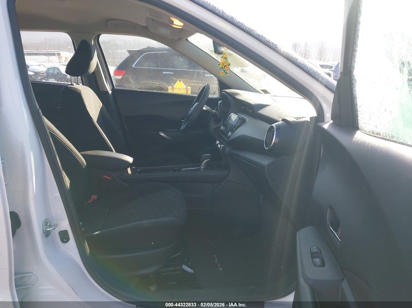 2024 Nissan Kicks Sv Xtronic Cvt