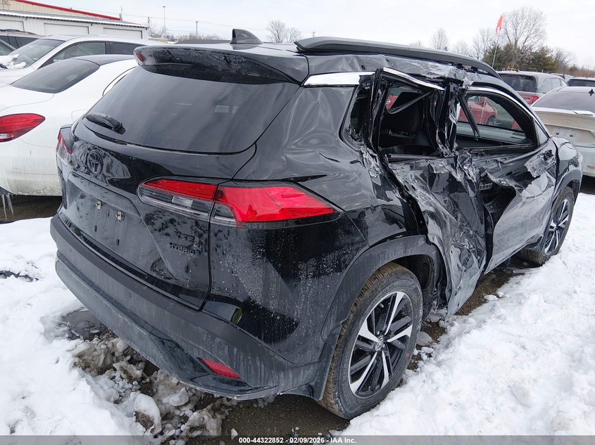 2024 Toyota Corolla Cross Hybrid Xse