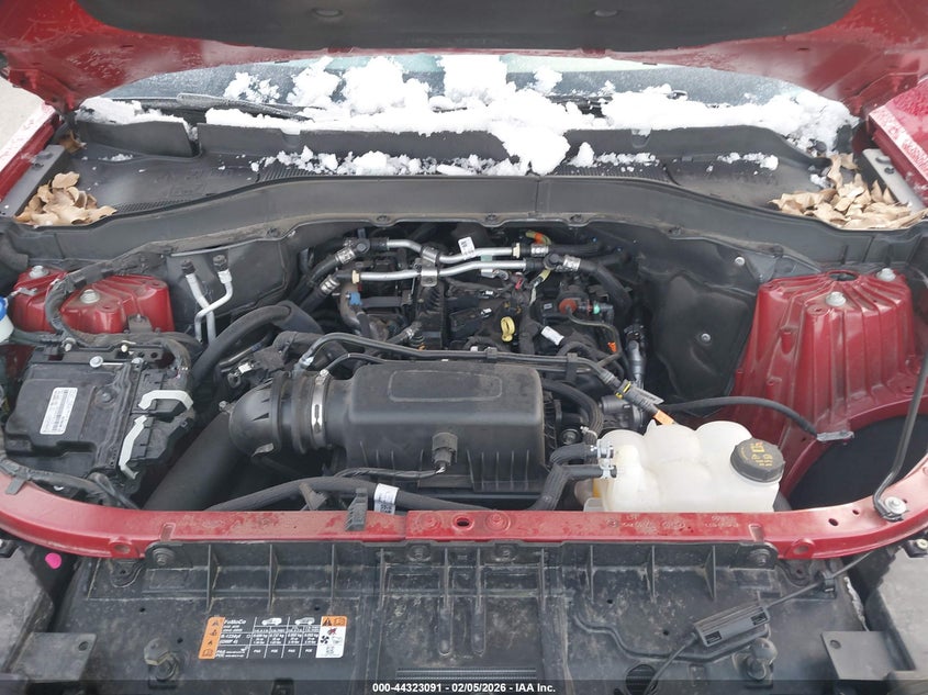 1FMSK8DH7PGB55207 2023 Ford Explorer 2.3 Xlt red