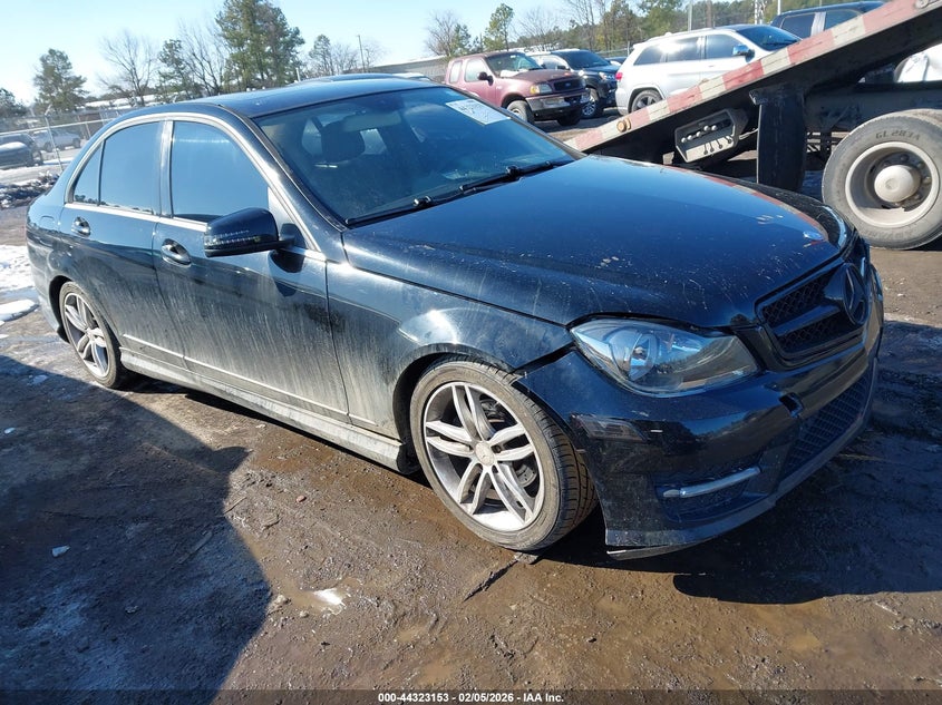 2012 Mercedes-Benz C 300 Luxury 4Matic/Sport 4Matic