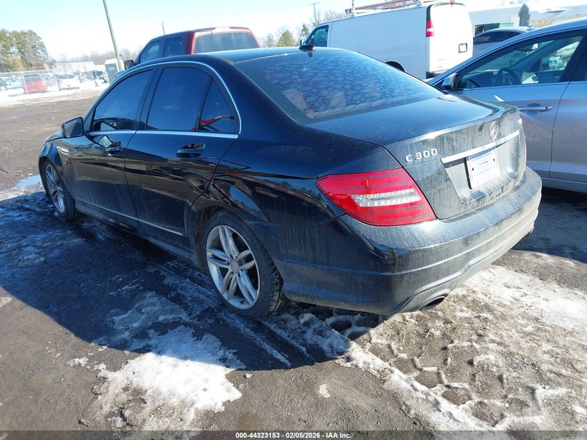 2012 Mercedes-Benz C 300 Luxury 4Matic/Sport 4Matic