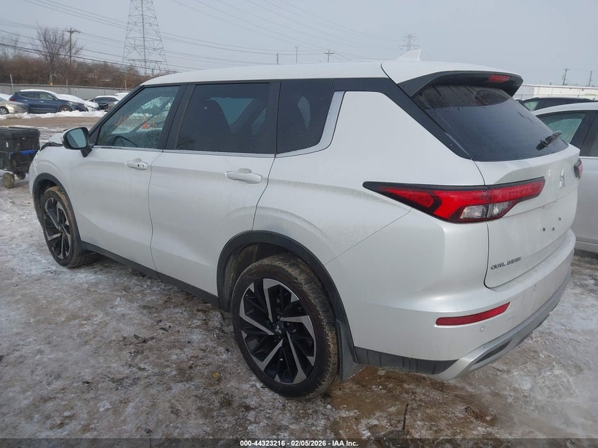 Vin: ja4j3ua83pz050978, lot: 44819645, mitsubishi outlander se 2.5 2wd 20233