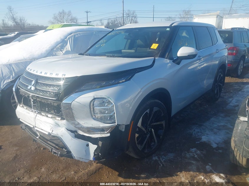 Vin: ja4j3ua83pz050978, lot: 44819645, mitsubishi outlander se 2.5 2wd 20232