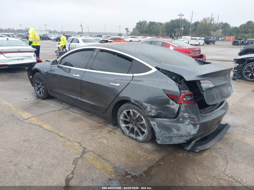 2018 Tesla Model 3 Long Range/Performance