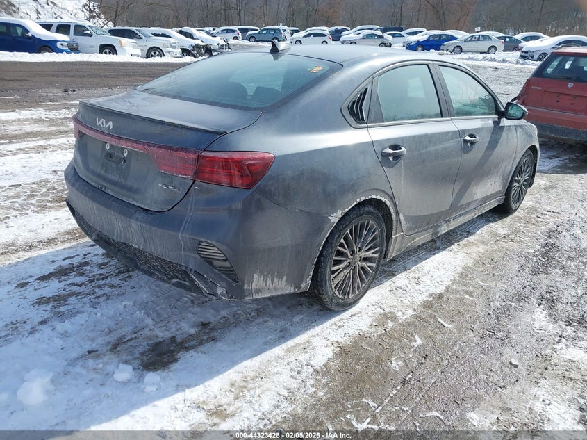 2022 Kia Forte Gt-Line