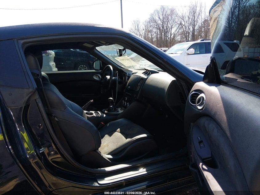 2010 Nissan 370Z Touring