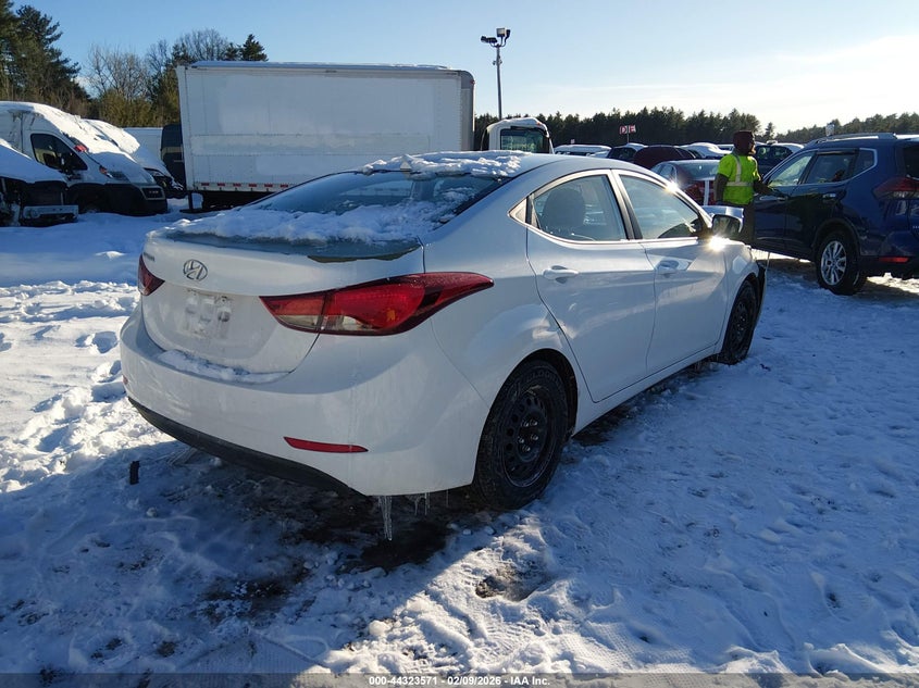 2016 Hyundai Elantra Se