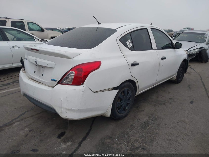 2016 Nissan Versa 1.6 S+