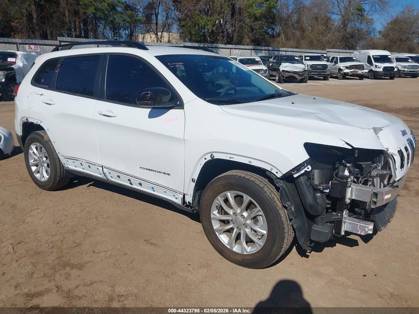 2022 Jeep Cherokee Latitude Lux 4X4