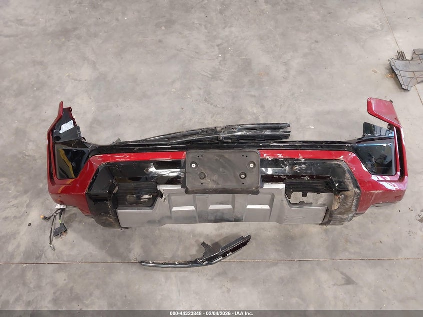 2022 Chevrolet Tahoe 4Wd Z71 VIN: 1GNSKPKD6NR329792 Lot: 44323848