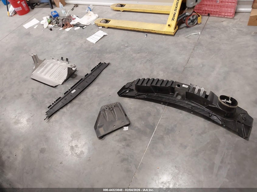 2022 Chevrolet Tahoe 4Wd Z71 VIN: 1GNSKPKD6NR329792 Lot: 44323848