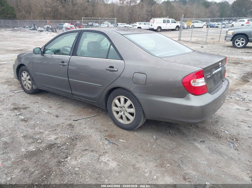 2004 Toyota Camry Xle