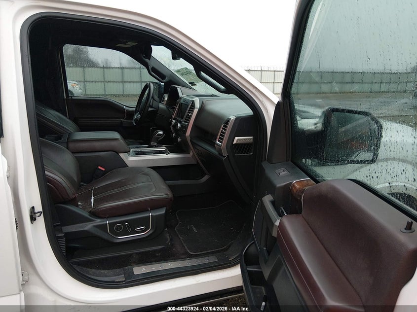 2016 Ford F-150 Platinum