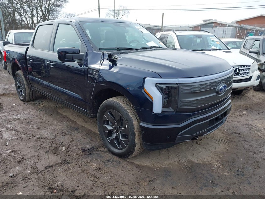 2023 Ford F-150 Lightning Lariat