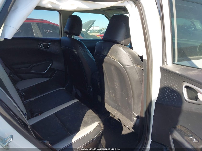 2020 Kia Soul Gt-Line VIN: KNDJ63AU4L7051373 Lot: 44323955