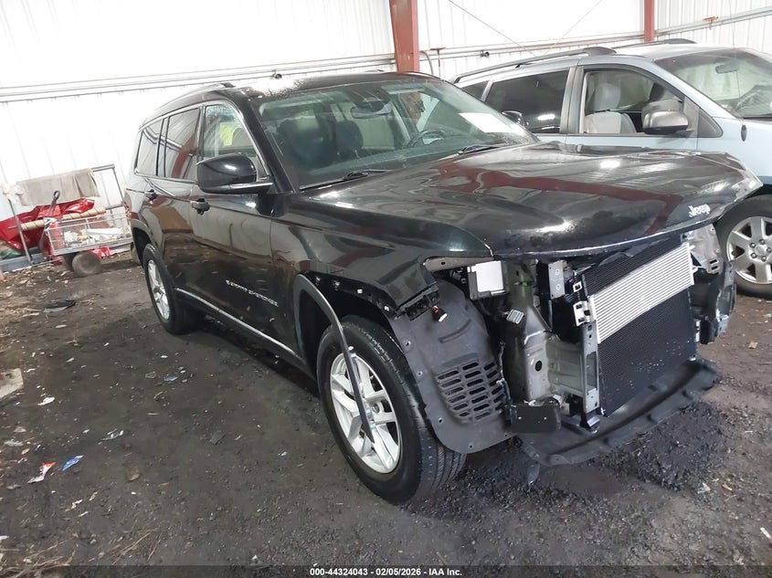 2023 Jeep Grand Cherokee L Laredo 4X4