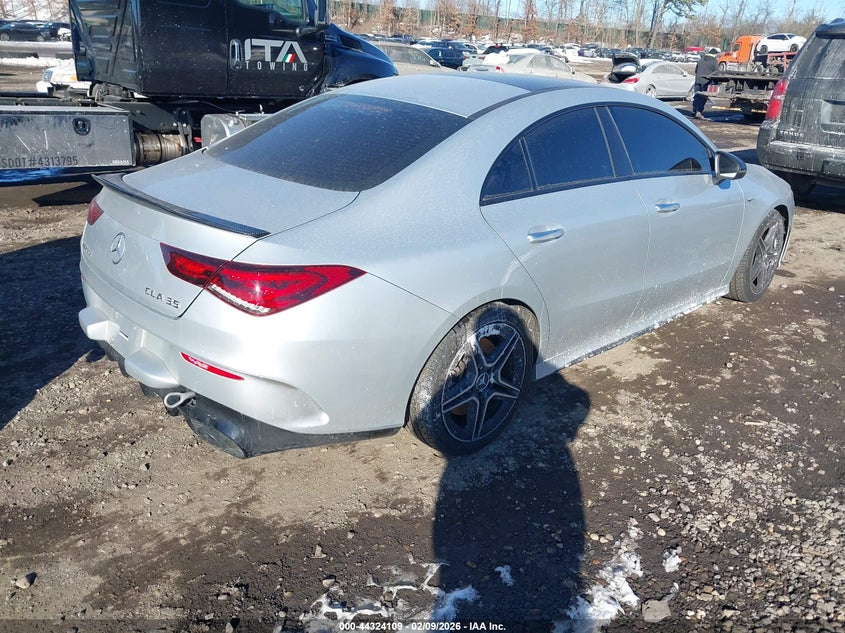 2022 Mercedes-Benz Amg Cla 35 4Matic