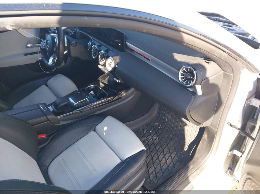 2022 Mercedes-Benz Amg Cla 35 4Matic