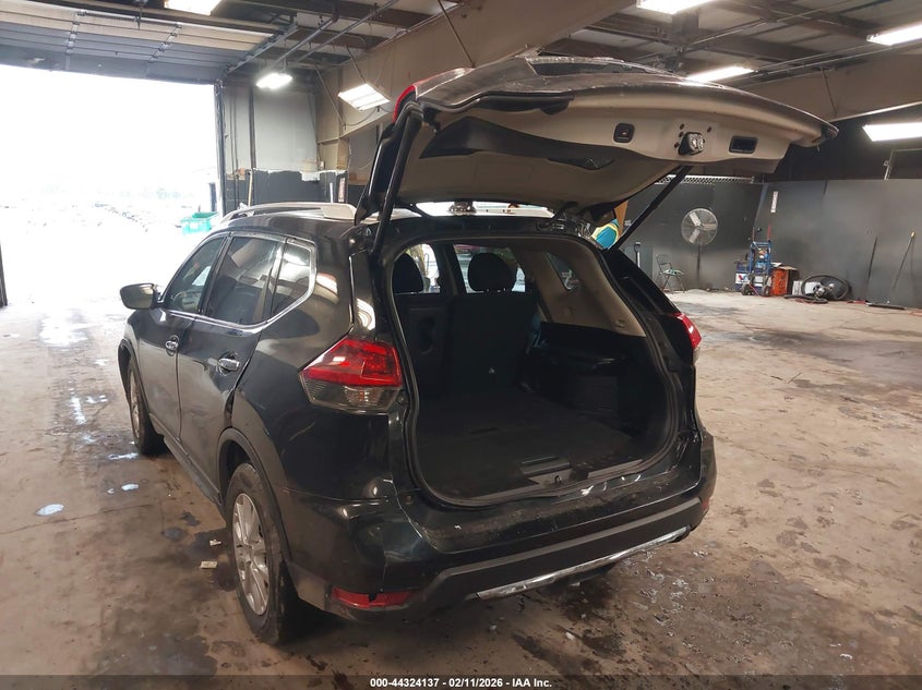 2018 Nissan Rogue Sv