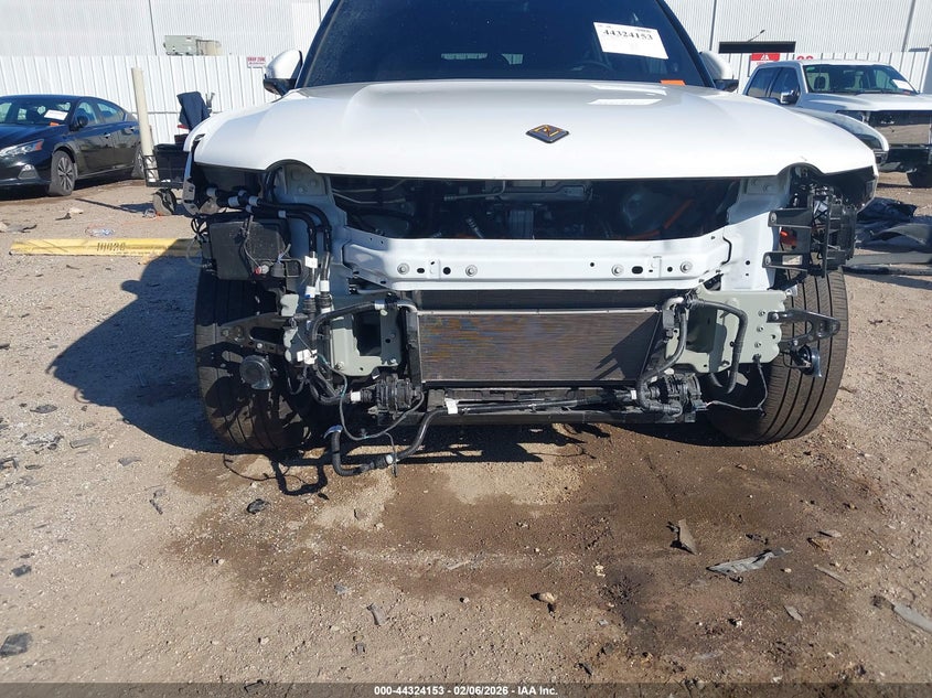 2025 Rivian R1S Ascend Tri Motor Max Pack/Premium Tri Motor Max Pack VIN: 7PDSGCBPXSN057904 Lot: 44324153