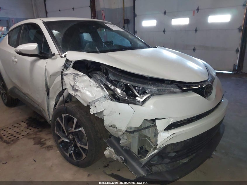 2019 Toyota C-Hr Xle VIN: NMTKHMBX1KR077896 Lot: 44324209