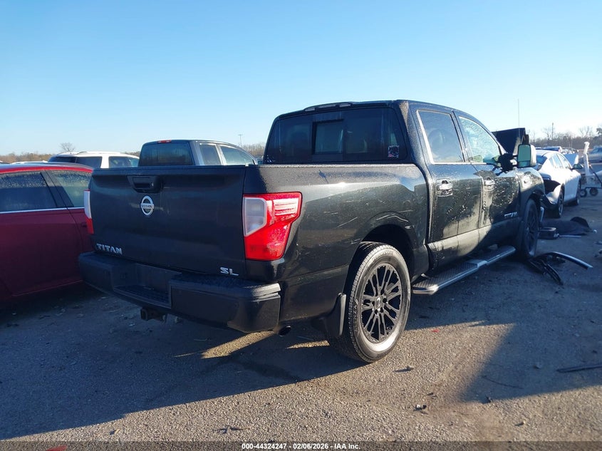 2017 Nissan Titan Sl