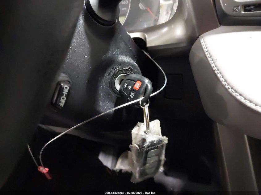 2015 Toyota Rav4 Xle VIN: JTMRFREV5FD130520 Lot: 44324289