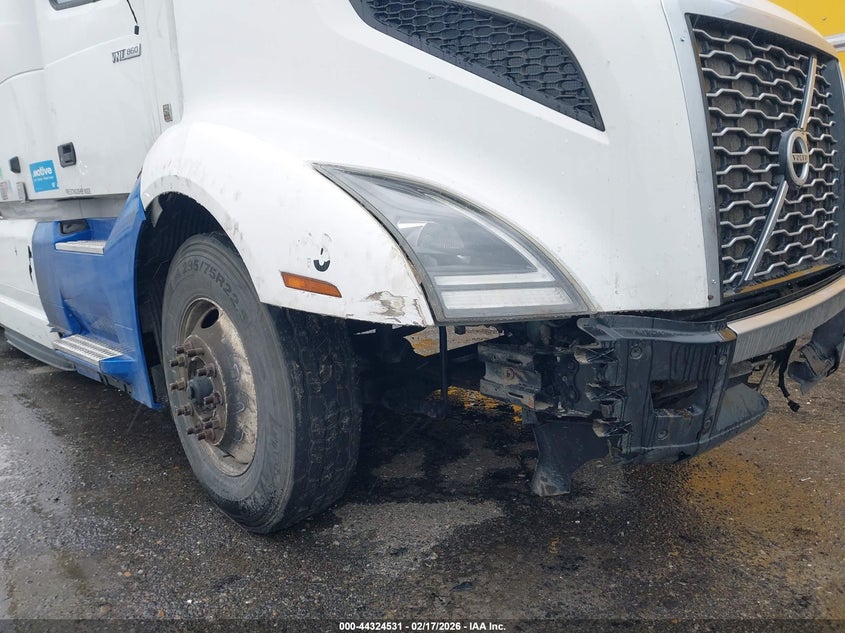 2022 Volvo Vnl white Lot 111044324531 Vin 4V4NC9EH2NN292507