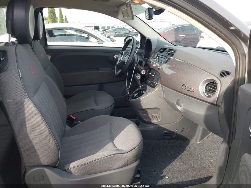 2012 Fiat 500C Lounge