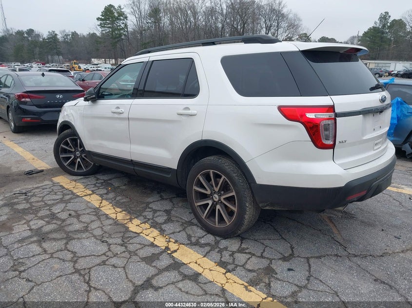 2015 FORD EXPLORER auction photo 3