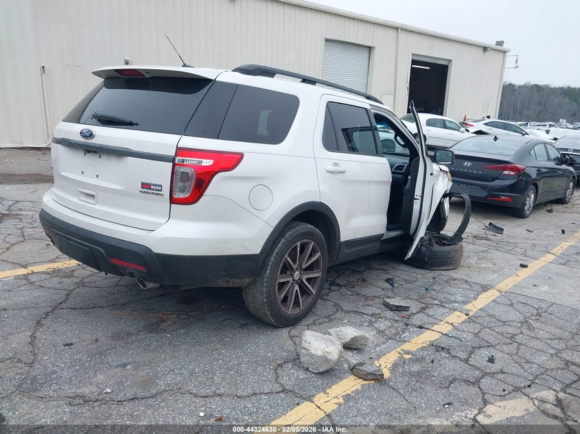 2015 FORD EXPLORER auction photo 4