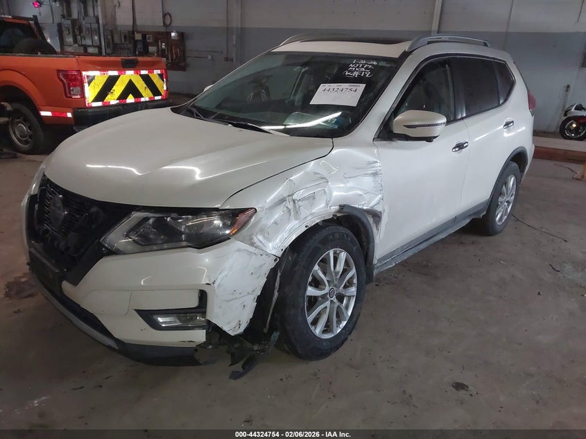 2018 Nissan Rogue Sv