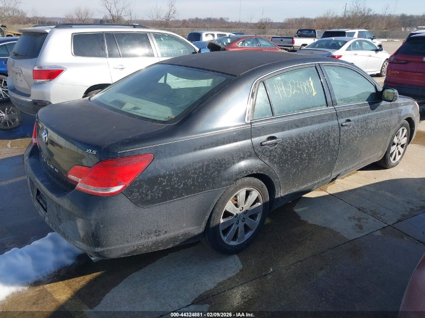 2006 Toyota Avalon Xls