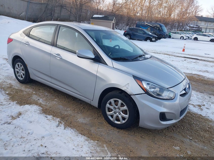 2013 Hyundai Accent Gls
